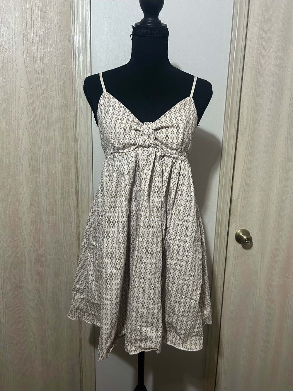 lei Cream Floral Bow-Front Spaghetti Strap Midi Dress